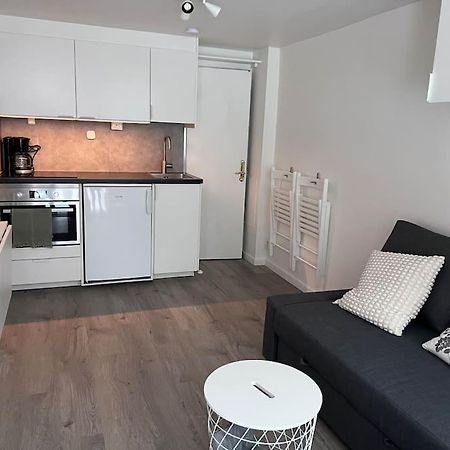 Laegenhet Med Egen Ingang. Apartment Sundsvall Exterior foto