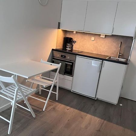 Laegenhet Med Egen Ingang. Apartment Sundsvall Exterior foto